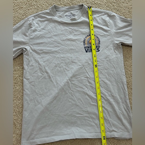 Vineyard Vines XS Graphic T-Shirt - Picture 6 of 7